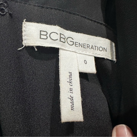 BCBGeneration Black Elegant Pleated Evening Gown Maxi Full Length Size 0 - Picture 5 of 13